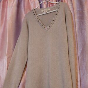 V-neck Sweater with Jewels